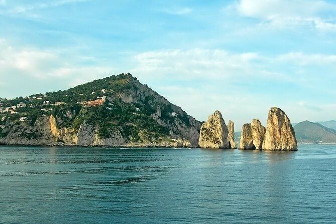 capri-boat-experience-from-naples