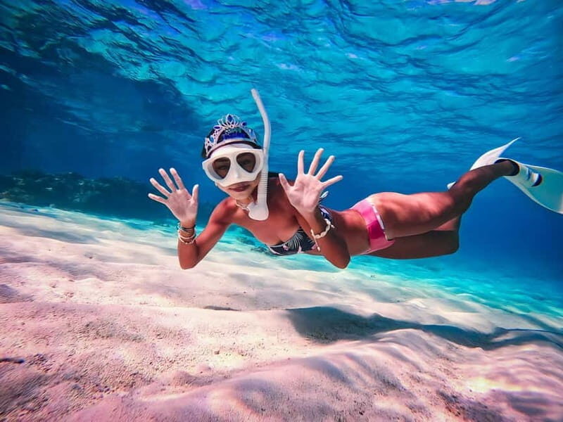 Capri: Boat tour Adventure Caves Swim Beaches & Island Visit - A Close Look at the Experience