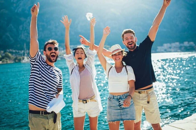 Capri: Boat tour Adventure Caves Swim Beaches & Island Visit - FAQ