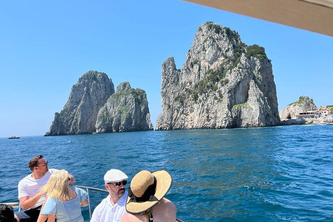 capri-boat-tour-and-blue-grotto-visit