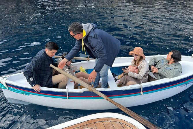 capri-boat-tour-and-blue-grotto-visit