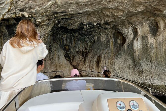capri-boat-tour-and-blue-grotto-visit