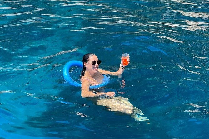 capri-boat-tour-and-city-visit-from-sorrento