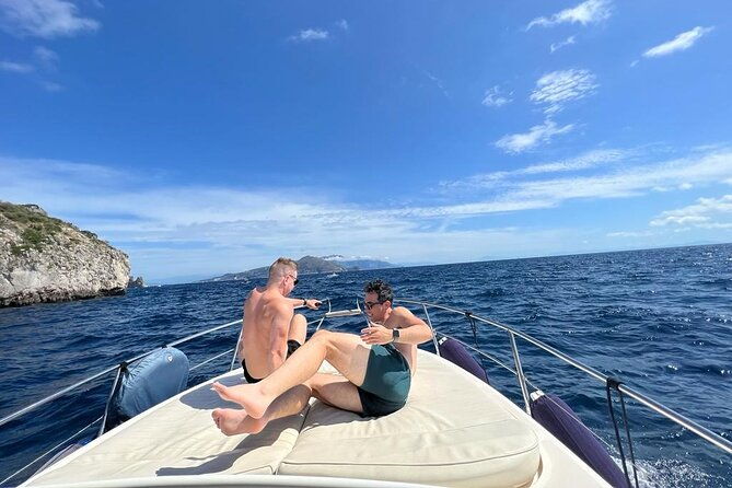 capri-boat-tour-and-city-visit-from-sorrento