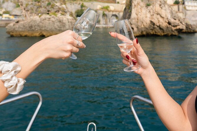 capri-boat-tour-for-small-groups