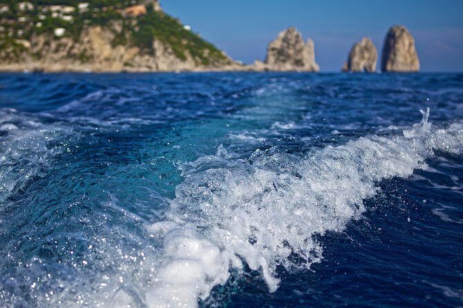 Capri boat tour from Positano with Light Lunch, Drinks & Swim - Practical Tips for Your Trip