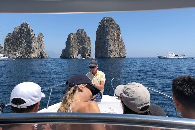 capri-boat-tour-from-sorrento-2