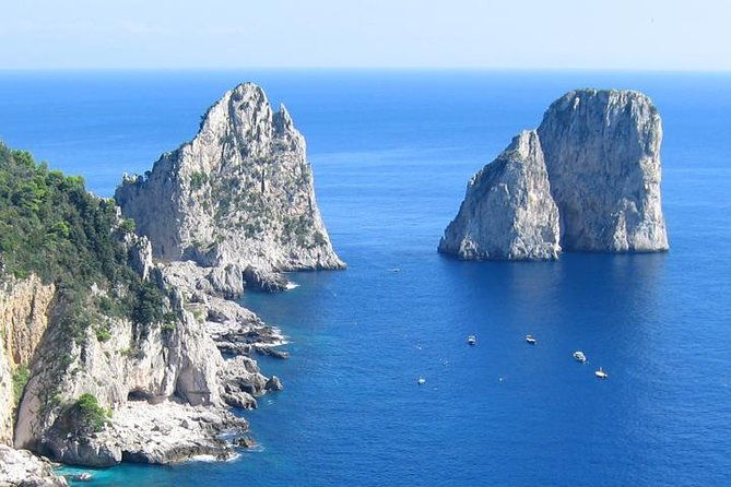 capri-boat-tour-from-sorrento-2