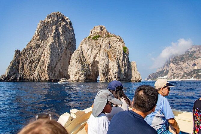 capri-boat-tour-from-sorrento-with-lunch-on-board-and-snorkeling-2