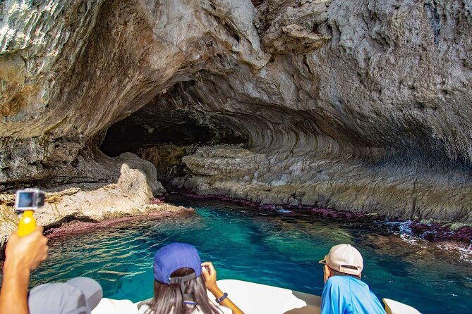 capri-boat-tour-from-sorrento-with-lunch-on-board-and-snorkeling-2