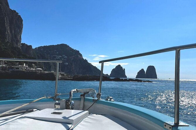 capri-boat-tour-from-sorrento-with-lunch-on-board-and-snorkeling