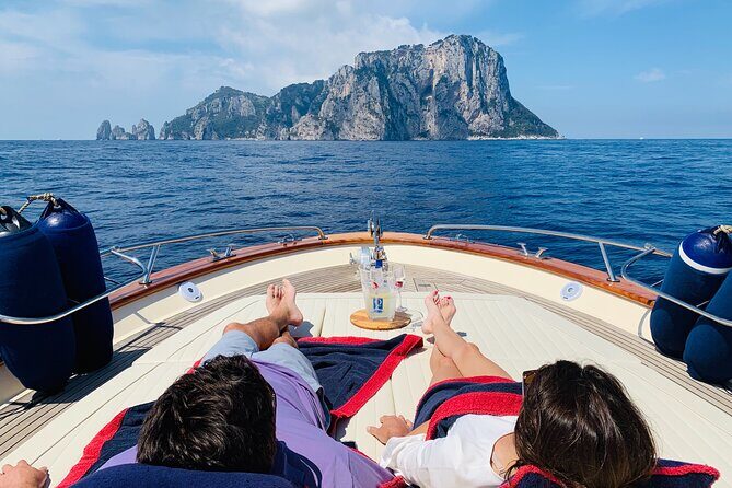 Capri Boat Tour | Full Day - FAQs