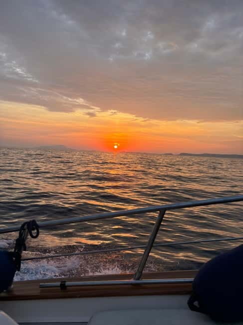 Capri Boat Tour with Spritz Limoncello Tasting - Key Points