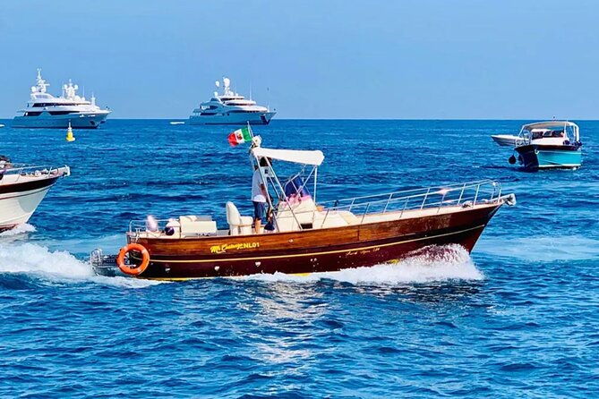 capri-by-boat-private-comfortable-tour
