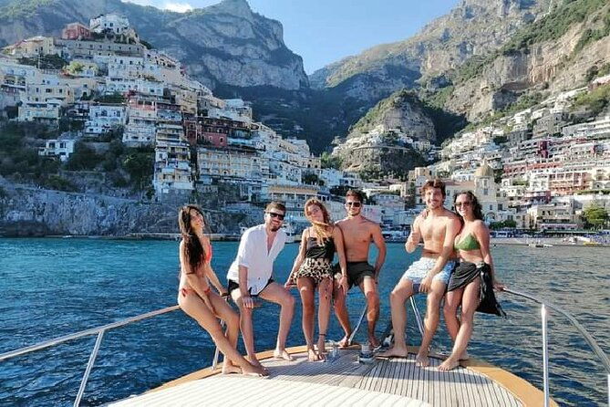 capri-collective-boat-excursion-from-positano-2