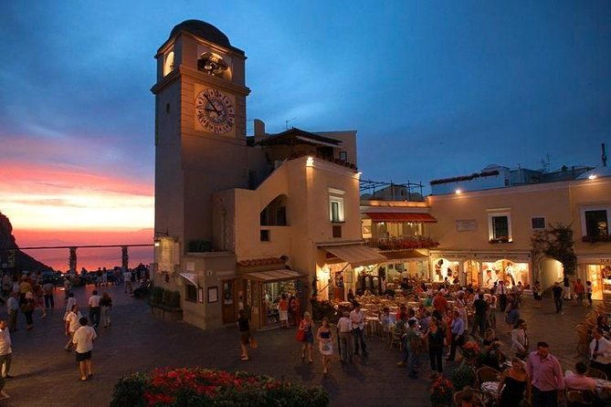 capri-island-and-the-blue-grotto