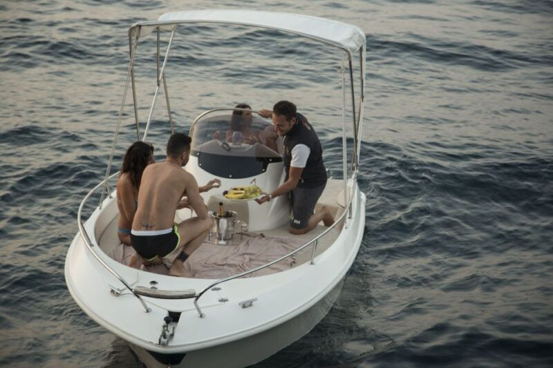 capri-island-blue-cave-private-boat-tour-from-sorrento