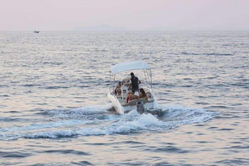 capri-island-blue-cave-private-boat-tour-from-sorrento