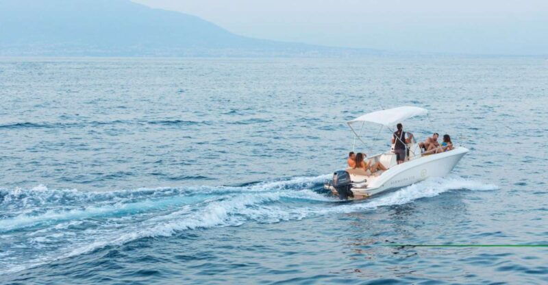 capri-island-blue-cave-private-boat-tour-from-sorrento