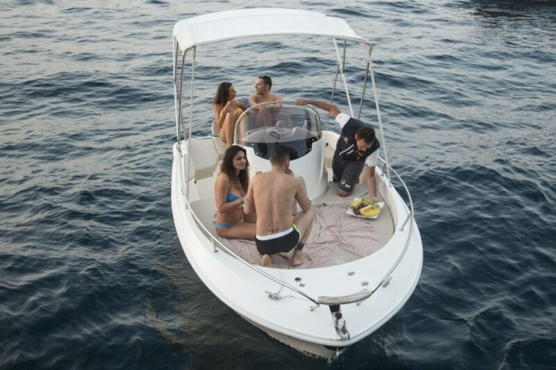 capri-island-blue-cave-private-boat-tour-from-sorrento