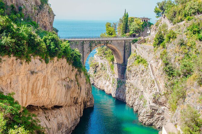 Capri Island Boat Tour from Amalfi with Snorkeling | Small Group - Who Is This Tour Perfect For?