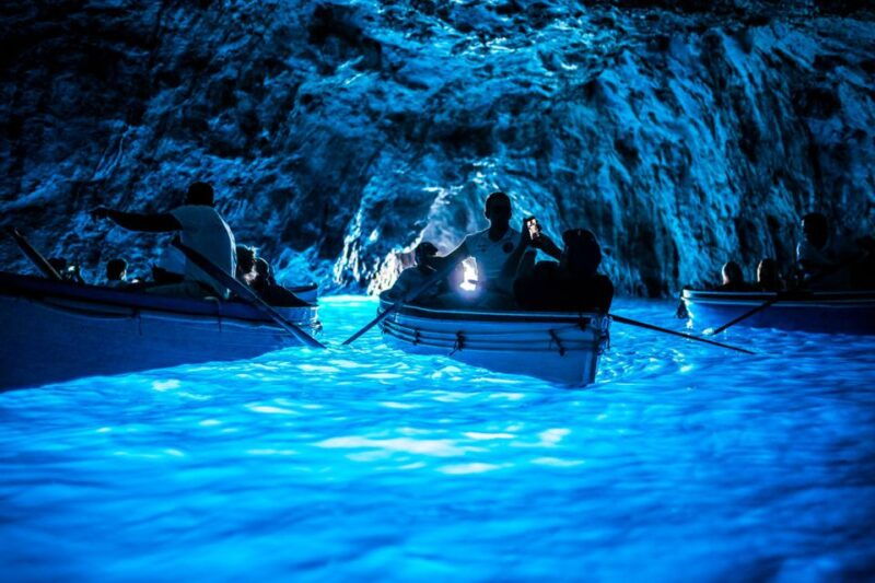 capri-island-boat-tour-with-blue-grotto-stop