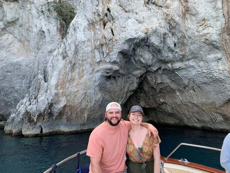 Capri: Island Boat Tour with Free Time on Land - The Itinerary Breakdown