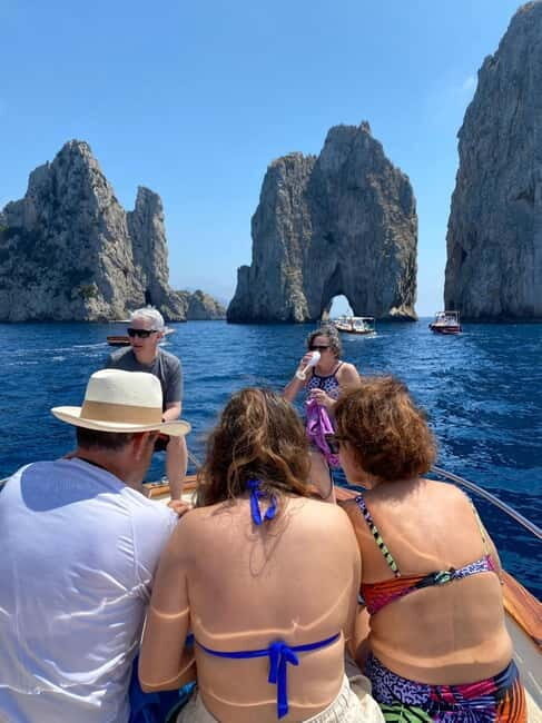 Capri: Island Boat Tour with Free Time on Land - Value and Who It Suits