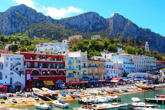 capri-island-in-private-luxury-40-feet-speedboat-from-sorrento-positano-amalfi-ravello-2