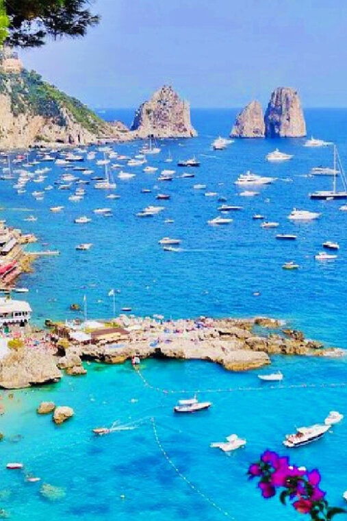 capri-island-private-comfortable-boat-tour