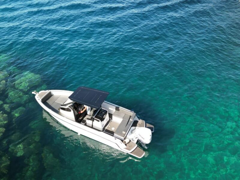 capri-island-private-tour-from-sorrento-motorboat-28ft