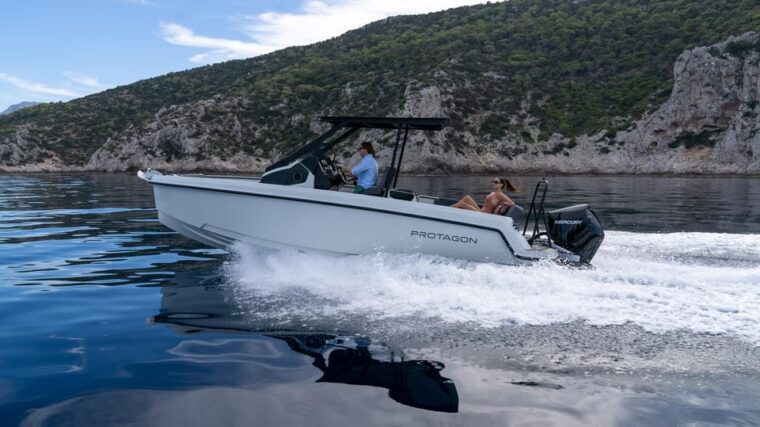 capri-island-private-tour-from-sorrento-motorboat-28ft