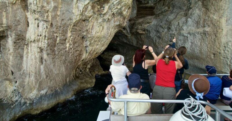capri-island-sightseeing-tour-with-blue-grotto-stop