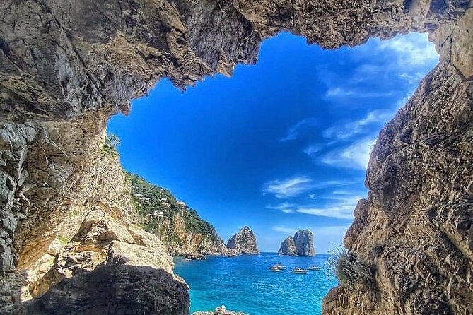 capri-magical-boat-tour-for-an-unforgettable-3-hour-experience