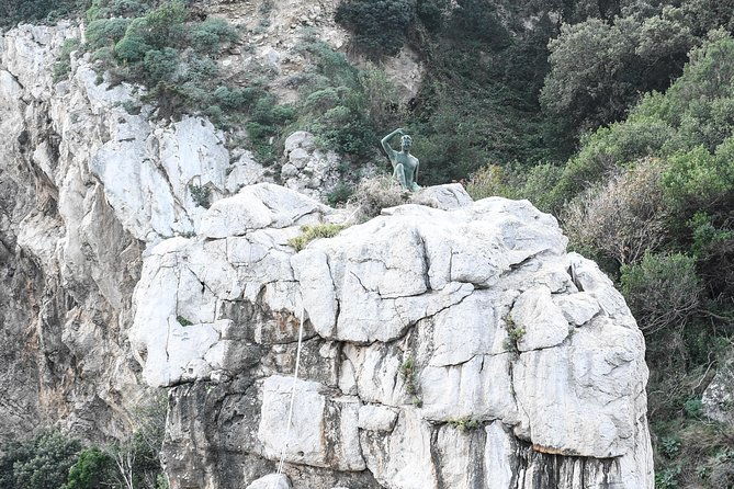 capri-minicruise-and-city-sightseeing-daily-trip-from-naples