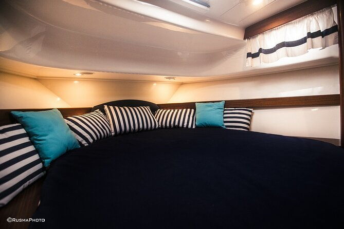 capri-positano-from-sorrento-full-day-with-classic-gozzo-38ft