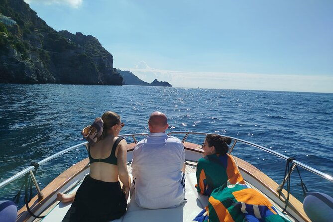 capri-premium-boat-tour-with-city-visit