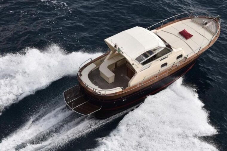 capri-private-boat-tour-from-capri-3-hours-2