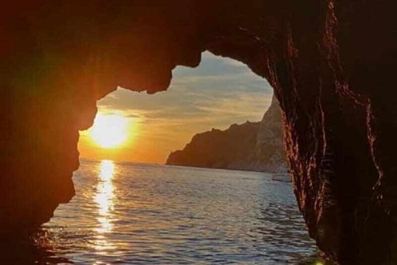 Capri Private Boat Tour from Capri (3 hours) + Blue Grotto - The Breakdown: Why This Tour is a Great Choice