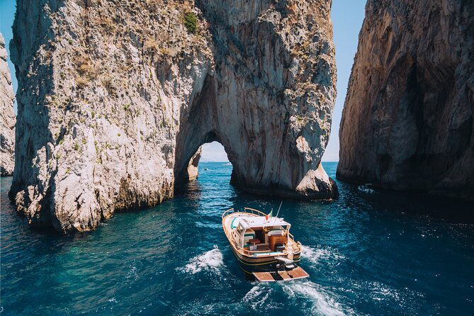 capri-private-boat-tour-from-sorrento-positano-or-naples-gozzo-f-lli-aprea-36
