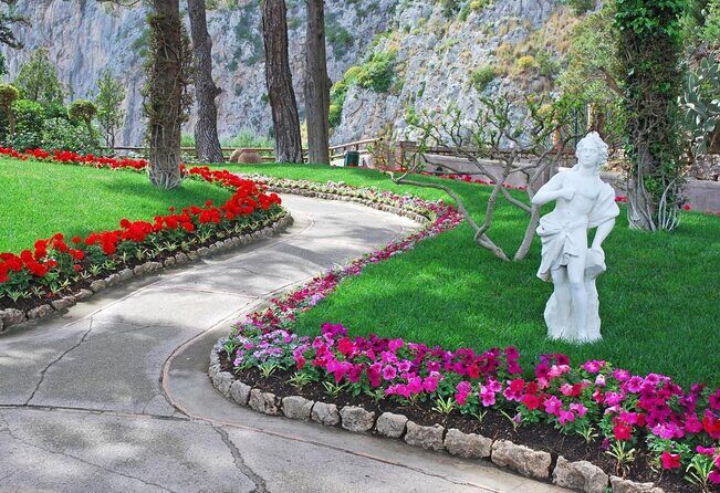 Capri Private Day Tour with Private Island Boat Tour from Rome - Key Points  