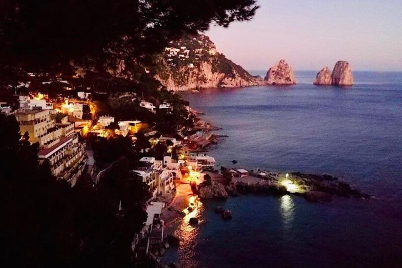 capri-private-guided-cruise-island-highlights-at-sunset