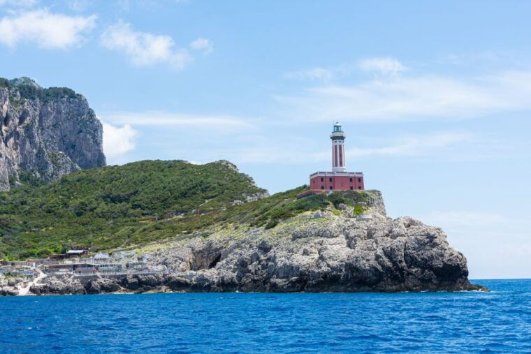 capri-private-island-boat-tour-for-couples