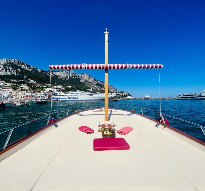 capri-private-island-boat-tour-with-snorkeling-and-swimming