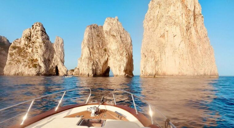 capri-private-island-boat-tour-with-snorkeling-and-swimming