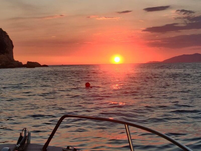 capri-private-tour-in-a-typical-boat