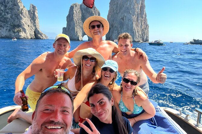 capri-secret-corners-by-private-boat-with-local-skipper