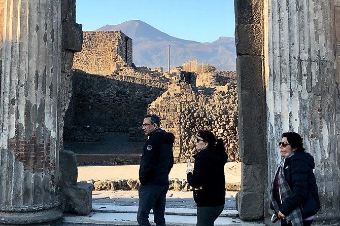 capri-sorrento-and-pompeii-private-tour