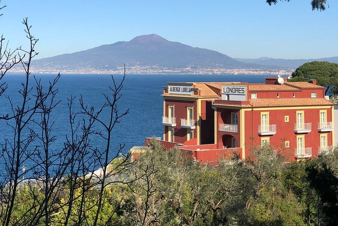 capri-sorrento-and-pompeii-private-tour