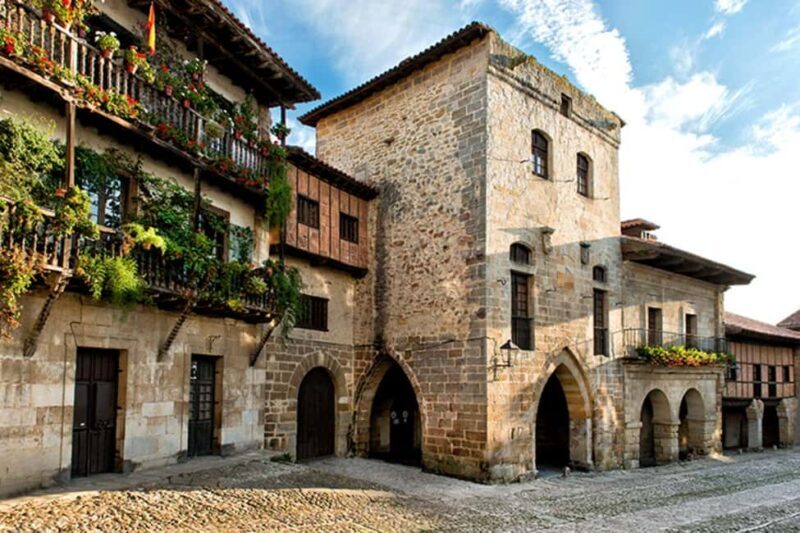 Capricho Gaudí with entrance, Santillana del Mar and Sequoia Forest - Comillas Town Walk: Discovering Local Charm